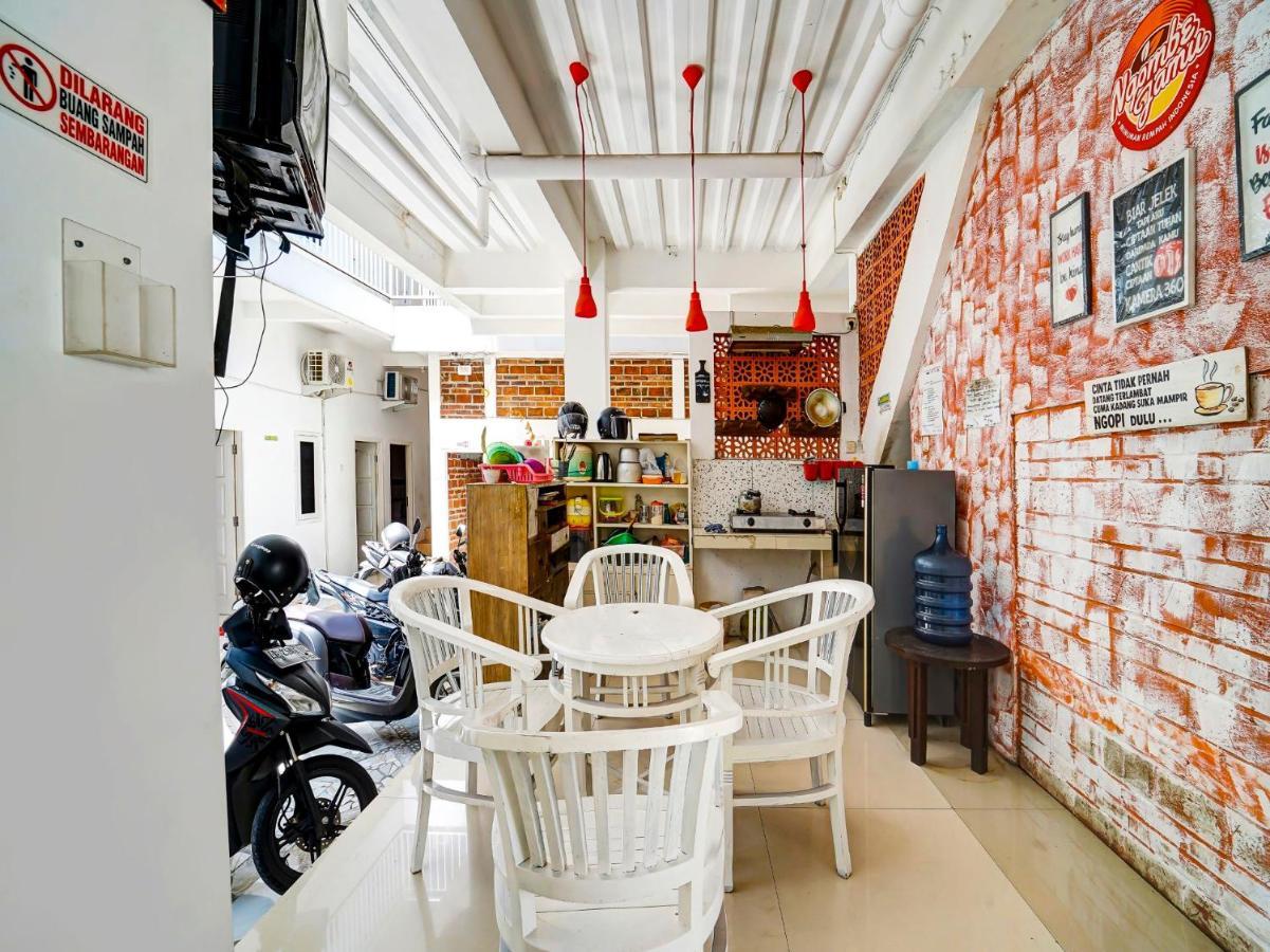 Super Oyo 91173 Guesthouse King Puntodewo Pakualaman Eksteriør bilde